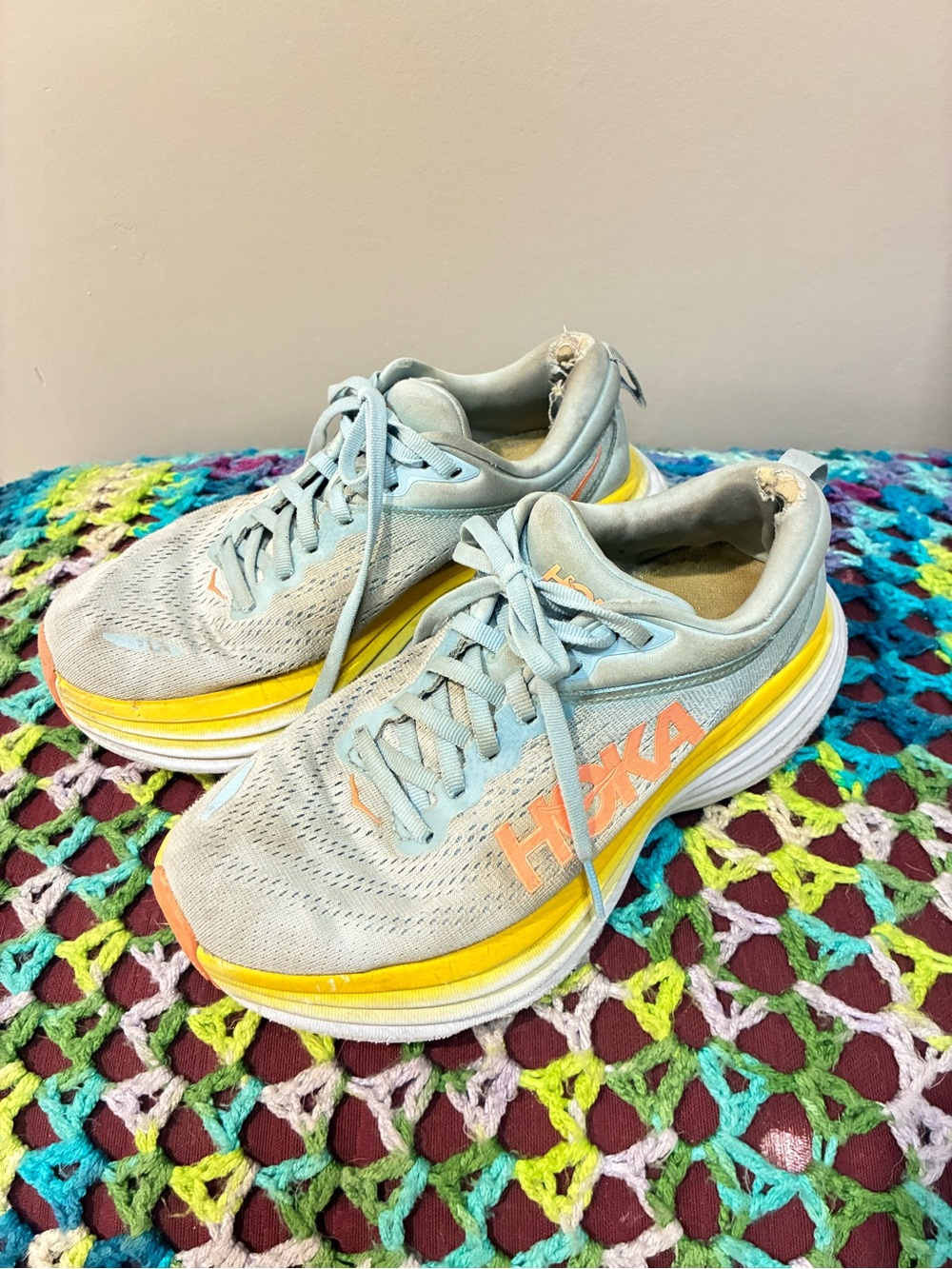Hoka Bondi 8 Women Running Shoes Size 6 Blue/Yellow